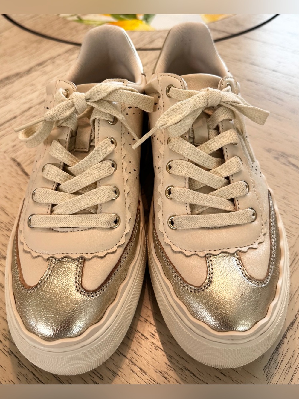 Vince Camuto Jenlie Platform Sneakers Leather White Metallic Silver Women’s 8.5 - Picture 3 of 14